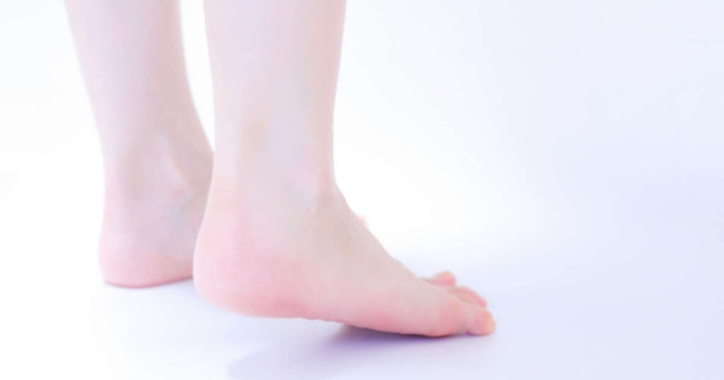 かかと上げ運動