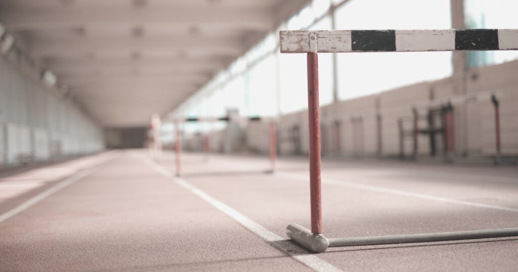 ハードル・障壁