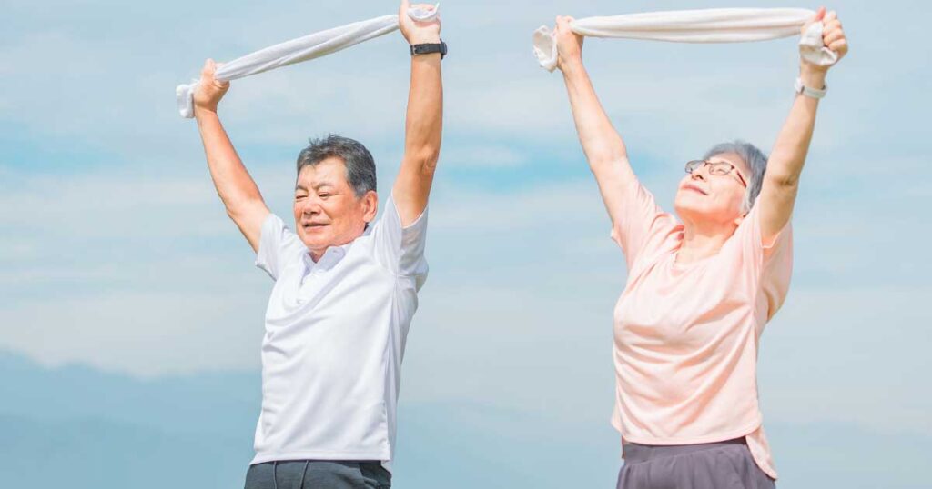 タオルを持った体操