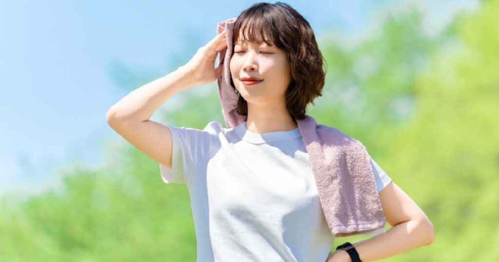 スポーツをする女性
